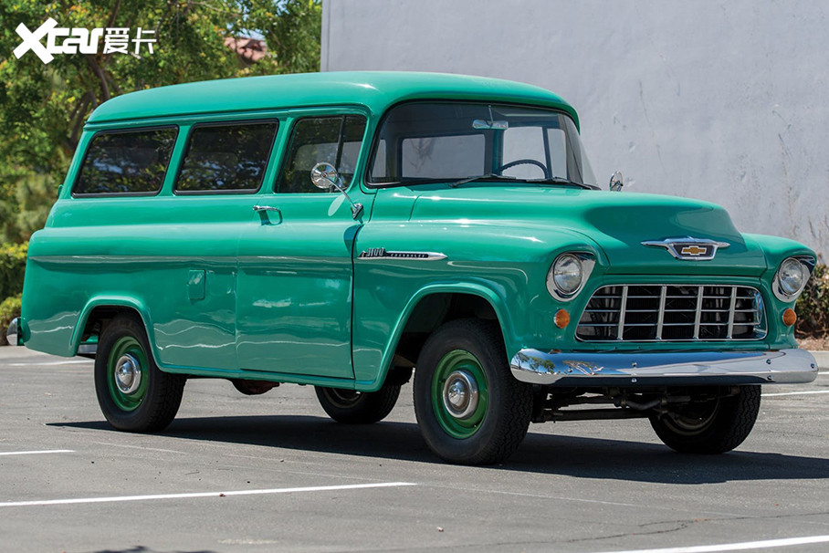 1955ƳĵĴSuburbanøԵͣʱһǳʱ֡V8ΪĴSuburbanĶԴ4.3L4.6LӦ107kW145114kW155ʡͬʱ״ṩװϵͳ䱸NAPCOṩġPowr-Pakϵͳ