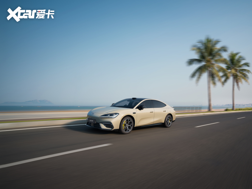 20万级纯电运动轿车迎来最优解吉利银河TT预售1459万元起(图2)