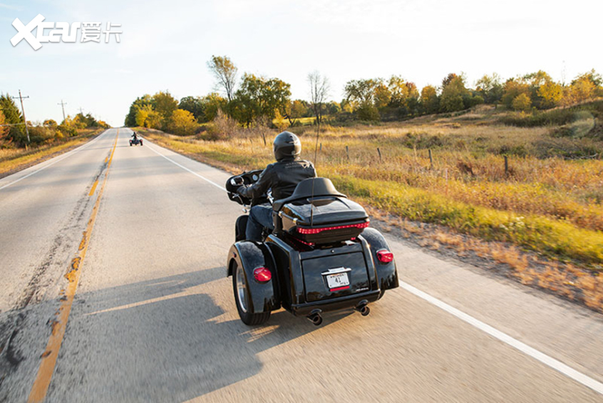 08万元哈雷戴维森tri glide ultra我们今年已经盘点过很多种类的三轮