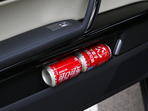 内敛而不外露 体验进口大众辉腾4.2L V8