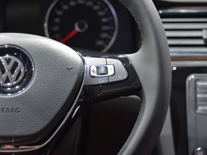 上海大眾2015款桑塔納兩廂