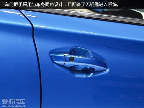 全新三擎四驅(qū)雙模SUV 車展實(shí)拍比亞迪元