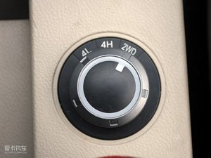 2009款2.4L 四驱汽油豪华版 中控区