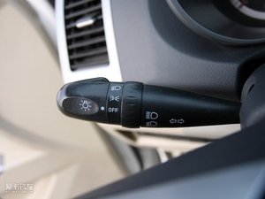 2009款2.4L 四驱汽油豪华版 中控区