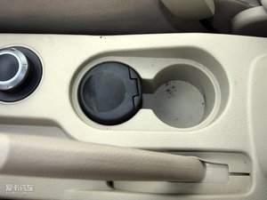 2009款2.4L 四驱汽油豪华版 空间座椅