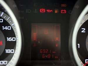 2009款2.4L 四驱汽油豪华版 中控区