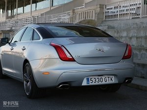 2010款5.0L 全景奢华版 细节外观