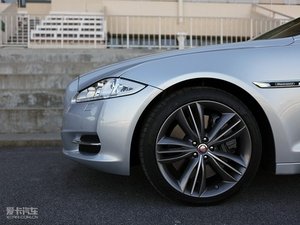 2010款5.0L 全景奢华版 细节外观