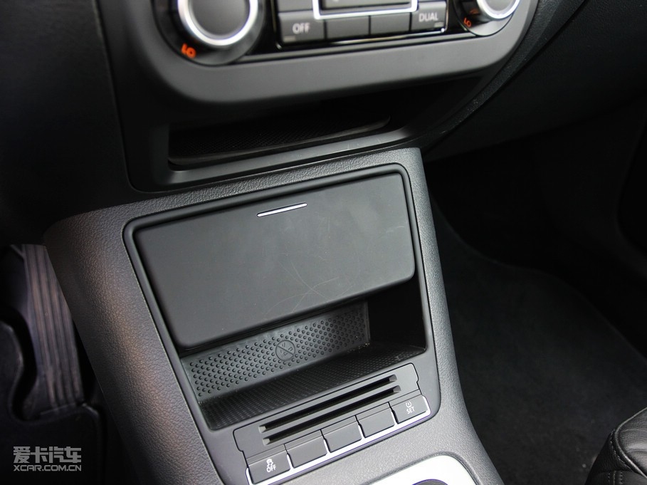 2010��;�^ 2.0TSI �Ԅ����ݼӢ��