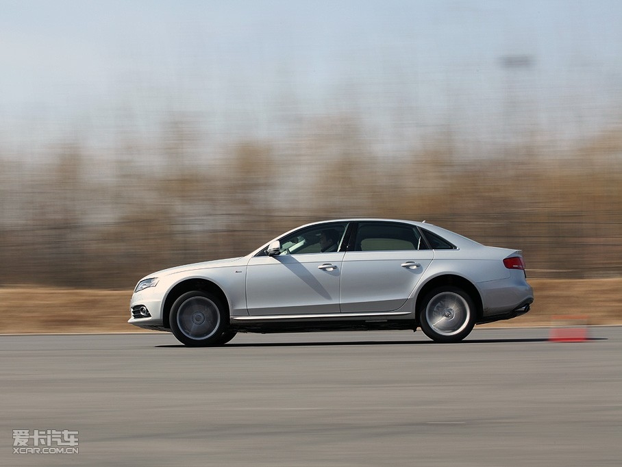 2010?yun)WA4L 2.0TFSI CVT\(yn)(dng)