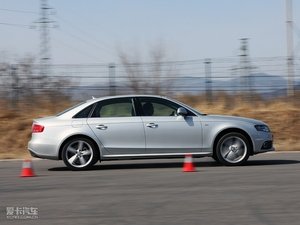 20102.0TFSI CVT\Ӱ w^