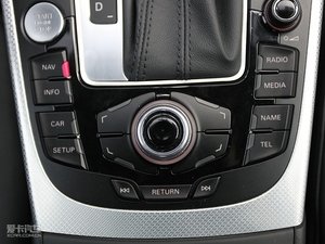 2010款2.0TFSI CVT运动版 音响调节