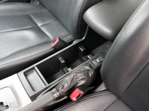 2010款2.5XS豪华导航型 空间座椅