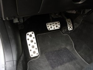 2010款2.5XS豪华导航型 空间座椅