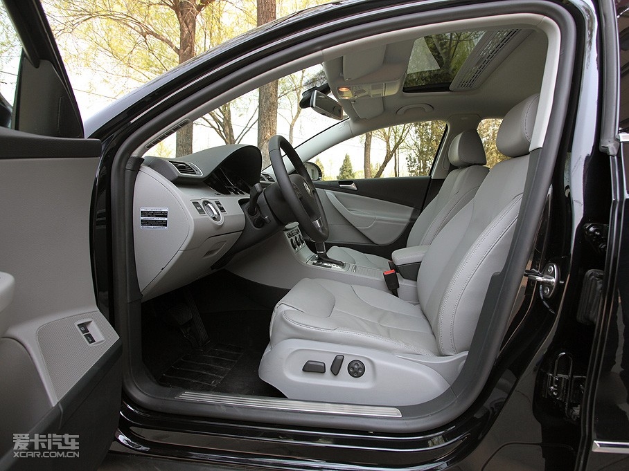 2011���~�v 2.0T DSG���A��