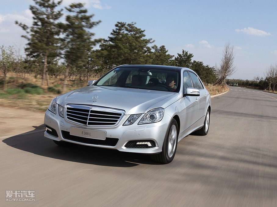 2010YE E 300L rа