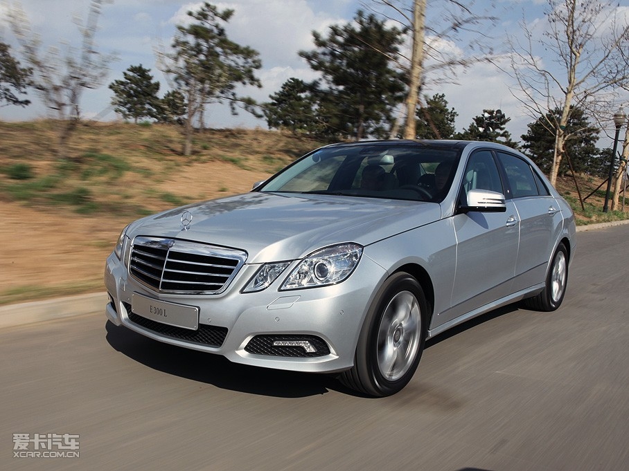 2010YE E 300L rа