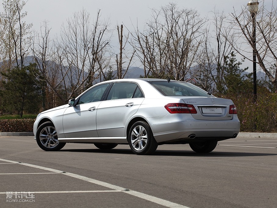 2010YE E 300L rа