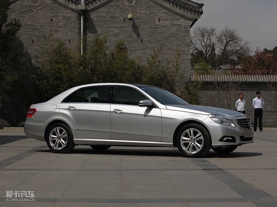 2010YE E 300L rа