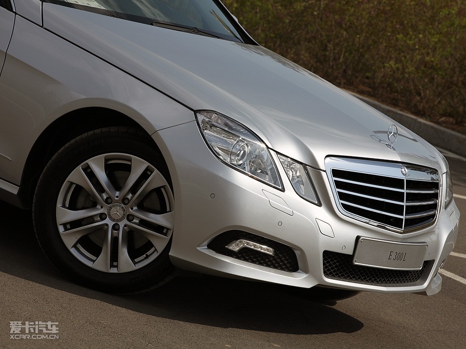 2010YE E 300L rа