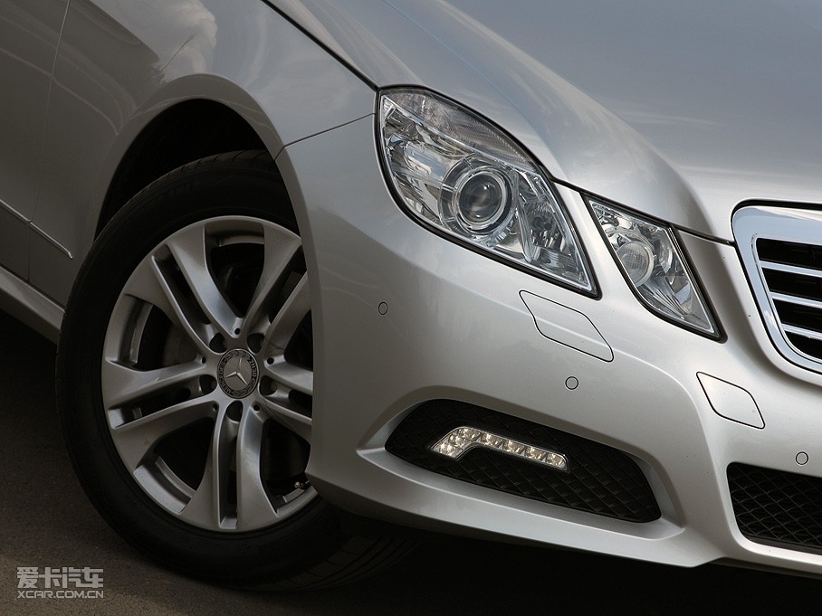 2010YE E 300L rа