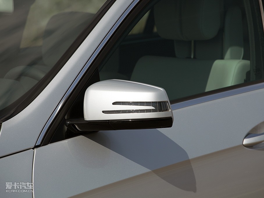 2010YE(j) E 300L r(sh)а