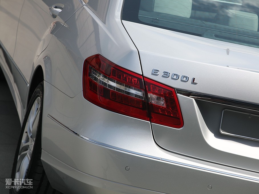 2010YE E 300L rа