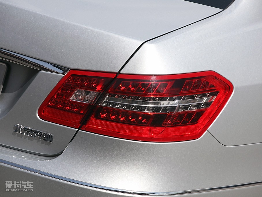 2010YE E 300L rа