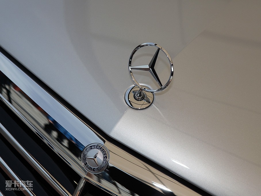 2010YE E 300L rа