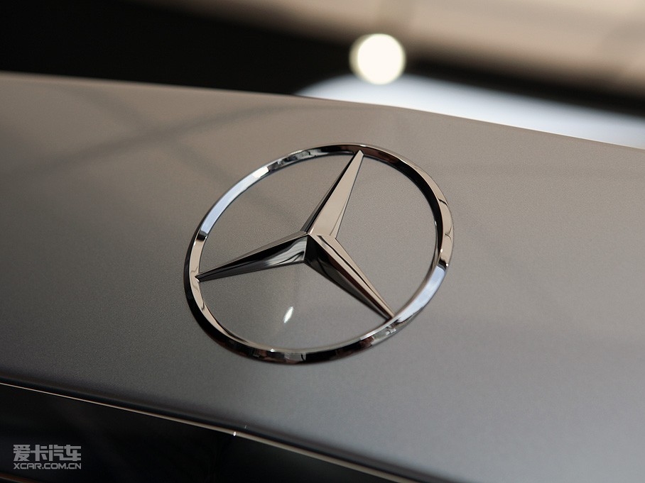 2010YE E 300L rа