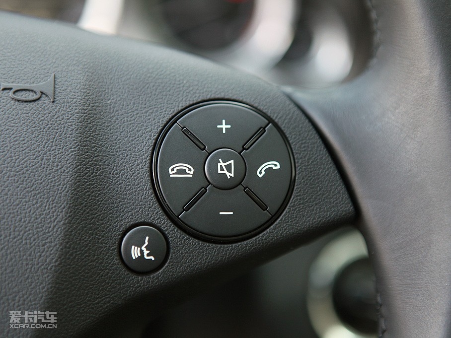 2010YE E 300L rа