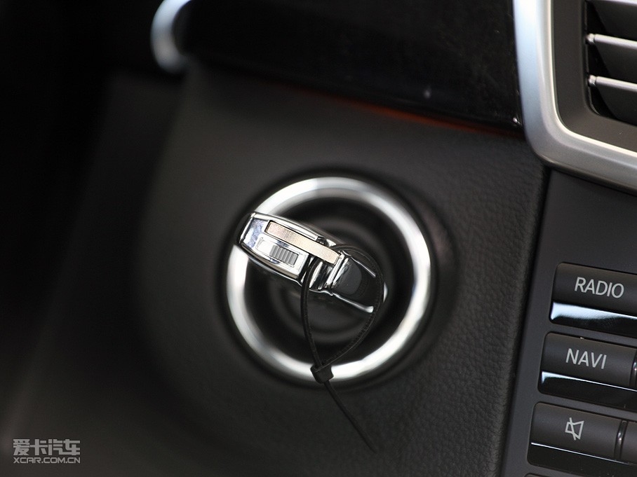 2010YE E 300L rа