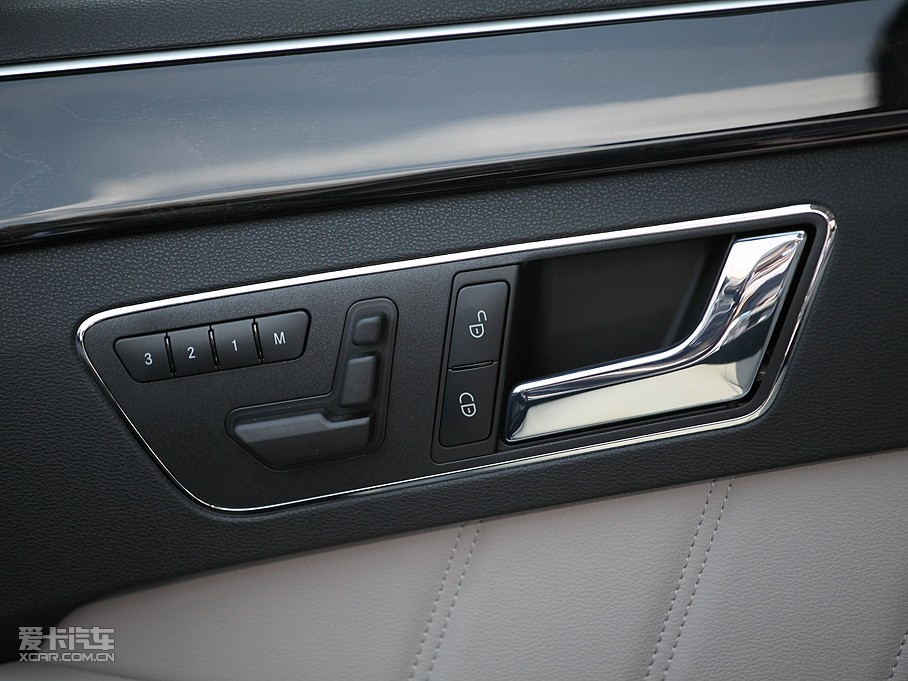 2010YE E 300L rа