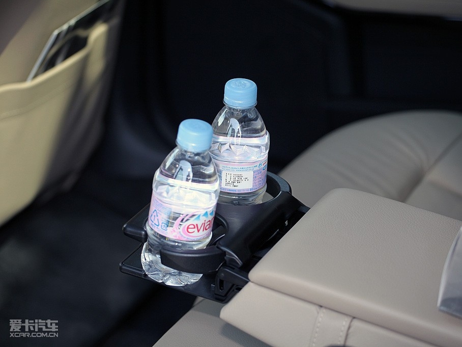 2010YE E 300L rа