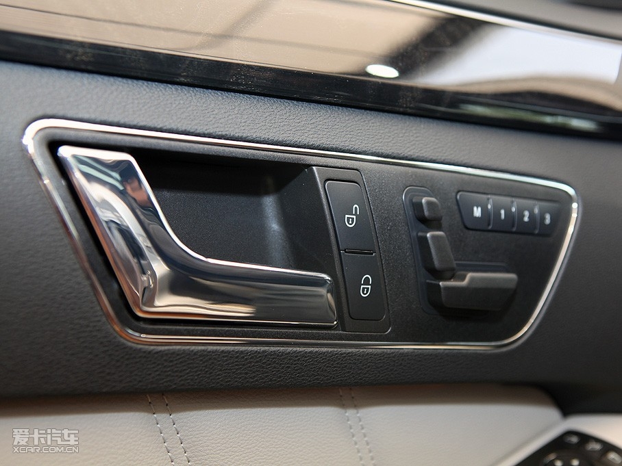 2010YE E 300L rа