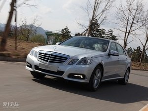 2010E 300L rа w^
