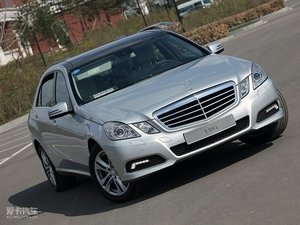 2010E 300L rа w^