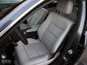 2010款E 260L CGI优雅版 空间座椅