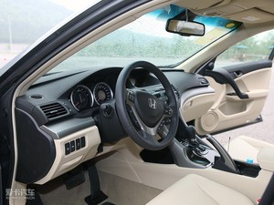 2009款2.4L 尊贵版 中控区