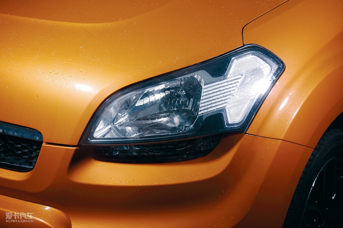 2010���㠖 2.0 Premium