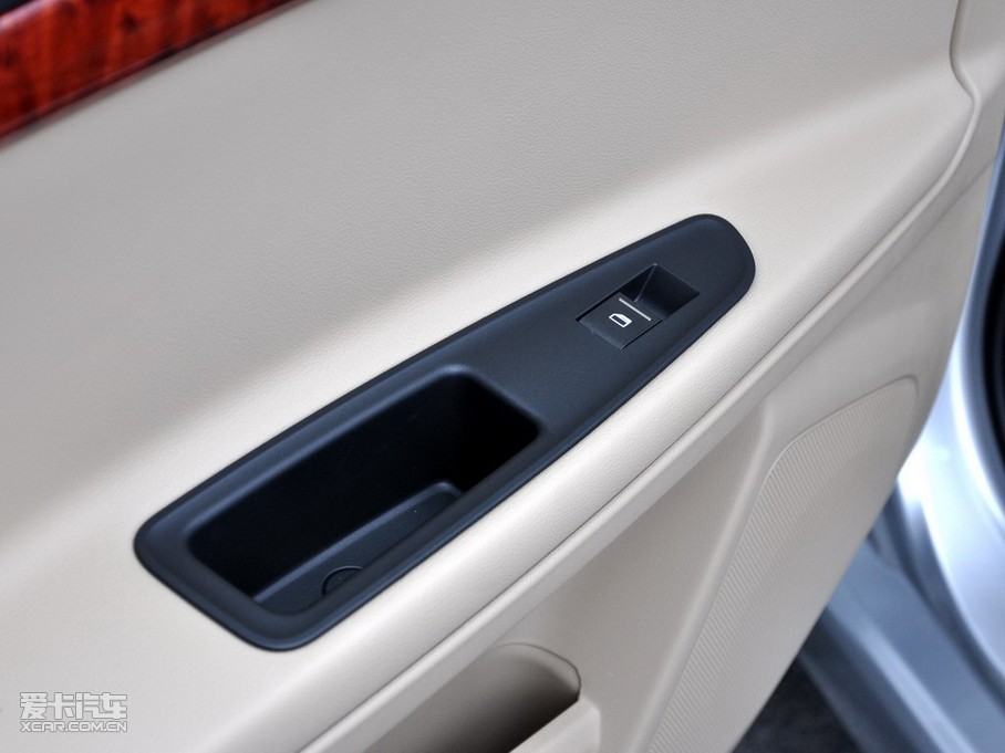 2010s350 D 1.5L ԄӍ