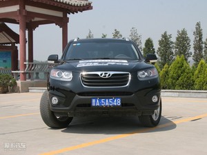 2010款2.4L 四驱豪华版 整体外观