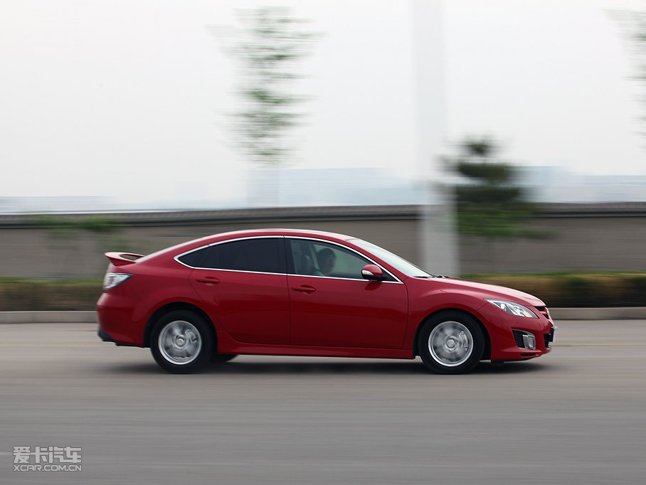 2010������I�� 2.0L ���A��