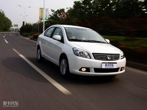 2010款1.5L 精英版 整体外观