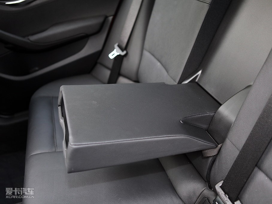 2010RX1(M) xDrive 28i