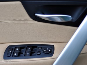 2010xDrive 28i п؅^(q)