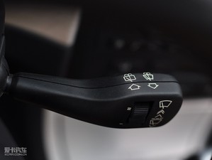 2010xDrive 28i п؅^(q)