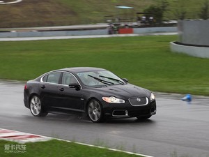 2009R 5.0L C(j)е w^