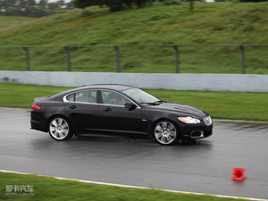 2009R 5.0L C(j)е w^