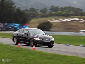 2009R 5.0L C(j)е w^